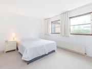 3 Bedrooms Flat for rent in Whistlers Avenue, London SW11