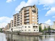 3 Bedrooms Flat for sale in Blakes Quay, Gas Works Road,...