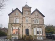 3 Bedrooms Flat for sale in Bolton Manor Yeadon, Leeds LS19