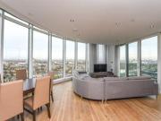 3 Bedrooms Flat for sale in Ireton House, 3 Stamford...