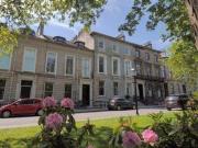 3 Bedrooms Flat for sale in Kew Terrace, Dowanhill,...
