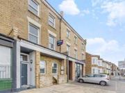 3 Bedrooms Flat for sale in Kingston Road, South...