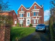 3 Bedrooms Flat for sale in Lancaster Road, Birkdale,...