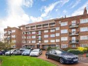 3 Bedrooms Flat for sale in Mulberry Close, London NW4