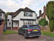 3 Bedrooms Flat for sale in Oakington Avenue, Wembley HA9