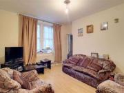 3 Bedrooms Flat for sale in Old Kent Road, Swanley...