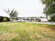 3 Bedrooms Flat for sale in Park Drive, Brightlingsea,...