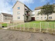3 Bedrooms Flat for sale in Parnell Street, Airdrie,...