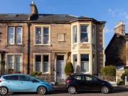 3 Bedrooms Flat for sale in Rosslyn Crescent, Pilrig,...