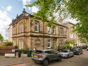 3 Bedrooms Flat for sale in St Catherines Gardens,...