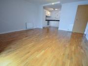 3 Bedrooms Flat for sale in West Kilnacre, Lochend EH7