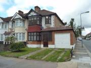 3 Bedrooms for rent in Chadville Gardens, Chadwell...