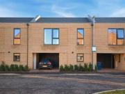 3 Bedrooms for rent in Chalkwells Way, Trumpington,...