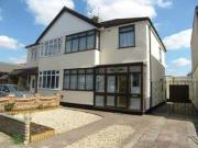 3 Bedrooms for rent in Glanville Drive, Hornchurch RM11