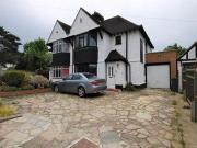 3 Bedrooms for rent in Ladywood Avenue, Petts Woods,...