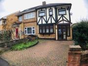 3 Bedrooms for rent in Nelson Road, Rainham, Essex RM13