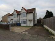 3 Bedrooms for rent in Oak Road, Sittingbourne ME10