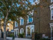 3 Bedrooms for rent in Southgate Road, Islington N1