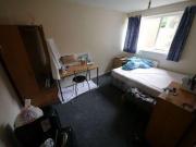 3 Bedrooms for rent in Woodsley Road, Hyde Park, Leeds LS3