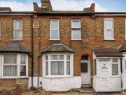 3 Bedrooms House terraced for Rent in New Heston Road |...