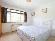 3 Bedrooms Maisonette for rent in Cambridge Road,...