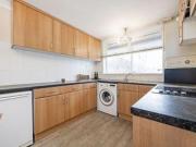 3 Bedrooms Maisonette for rent in Canton Street, London E14