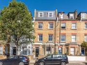 3 Bedrooms Maisonette for rent in Lots Road, Chelsea SW10