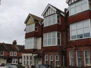 3 Bedrooms Maisonette for rent in Ocklynge Road, Old...