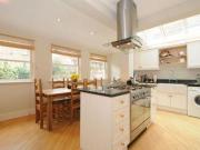 3 Bedrooms Maisonette for rent in Racton Road, London SW6