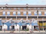 3 Bedrooms Maisonette for Rent in Stockwell Park Road |...