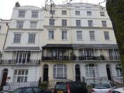 3 Bedrooms Maisonette for rent in Wellington Square,...