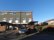 3 Bedrooms Maisonette for rent in Wood Common, Hatfield AL10
