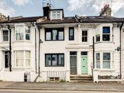 3 Bedrooms Maisonette for sale in Argyle Road, Brighton BN1
