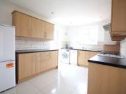 3 Bedrooms Semi detached bungalow for rent in Camborne...