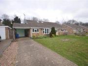 3 Bedrooms Semi detached bungalow for sale in Cadwell...