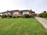 3 Bedrooms Semi detached bungalow for sale in Hever Wood...