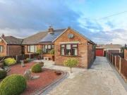 3 Bedrooms Semi detached bungalow for sale in Sterndale...