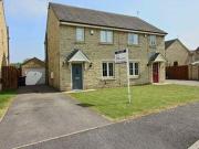 3 Bedrooms Semi detached house for rent in Alderford...