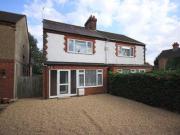 3 Bedrooms Semi detached house for rent in Ampthill...