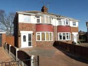 3 Bedrooms Semi detached house for rent in Bellis...