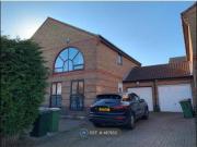 3 Bedrooms Semi detached house for rent in Beryl Avenue,...