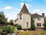 3 Bedrooms Semi detached house for rent in Broadoaks...