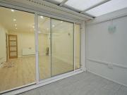 3 Bedrooms Semi detached house for rent in Camborne Way,...