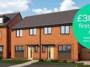 3 Bedrooms Semi detached house for rent in Castlemilk...