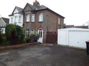 3 Bedrooms Semi detached house for rent in Catsash Road,...