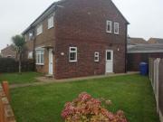 3 Bedrooms Semi detached house for rent in Cherry Grove,...