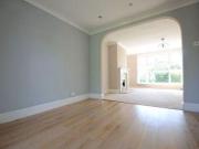 3 Bedrooms Semi detached house for rent in Chichester...