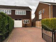 3 Bedrooms Semi detached house for rent in Church Road,...