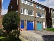 3 Bedrooms Semi detached house for rent in Cliffe...
