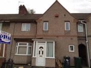 3 Bedrooms Semi detached house for rent in Crecy Avenue,...